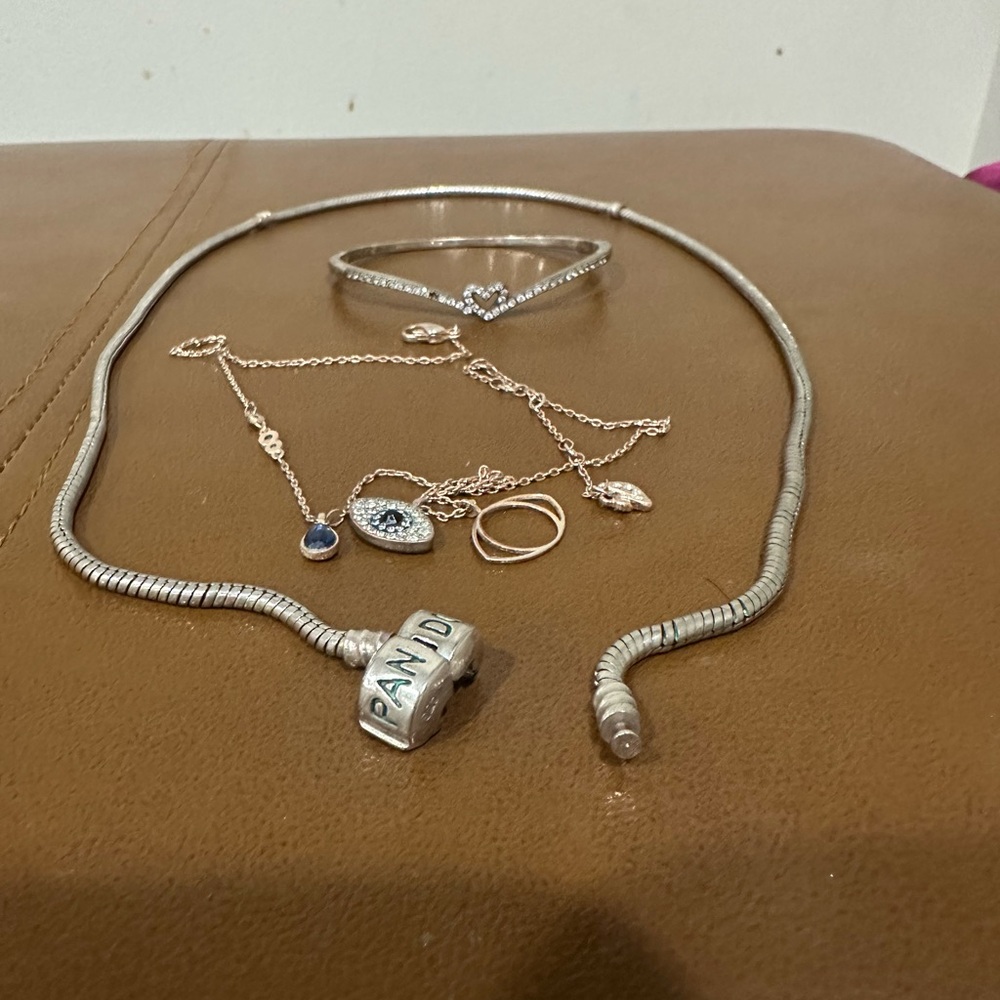 Well Loved Pandora & Swarovski Jewelry Set
